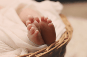 Rosenhydrolat & Mandelöl | Baby's erste Pflege 1