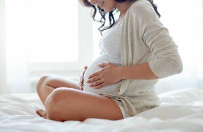 3 ätherische Öle für deine entspannte Schwangerschaft